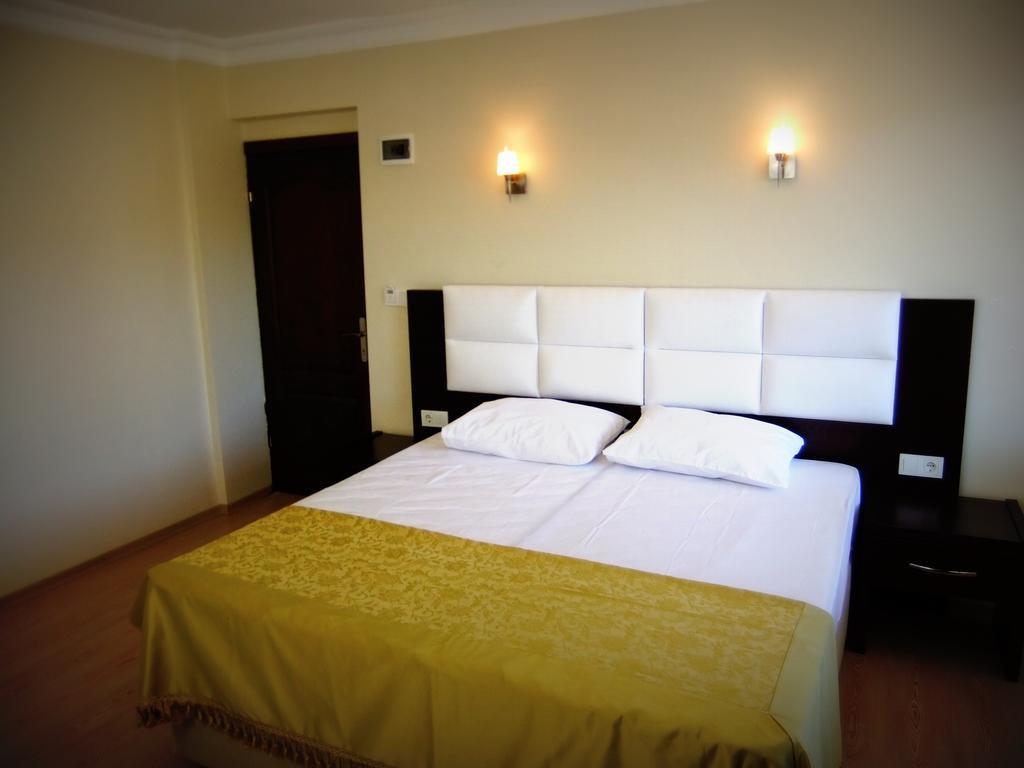 Uzunhan Hotel Ayvalı Extérieur photo